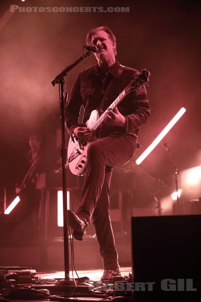 QUEENS OF THE STONE AGE - 2023-11-07 - PARIS - Accor Arena - Joshua Michael Homme III - Dean Anthony Fertita